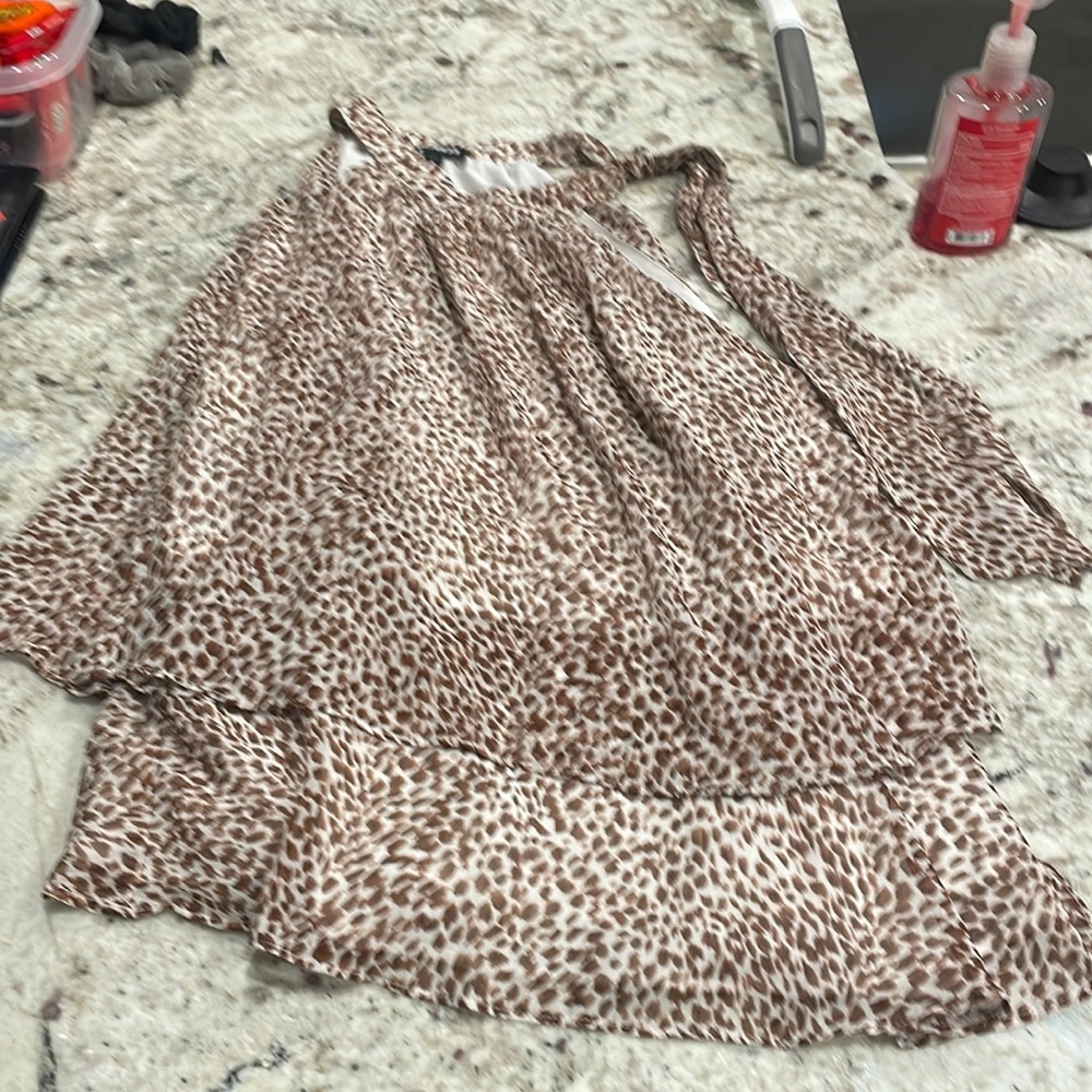 Express sleeveless top